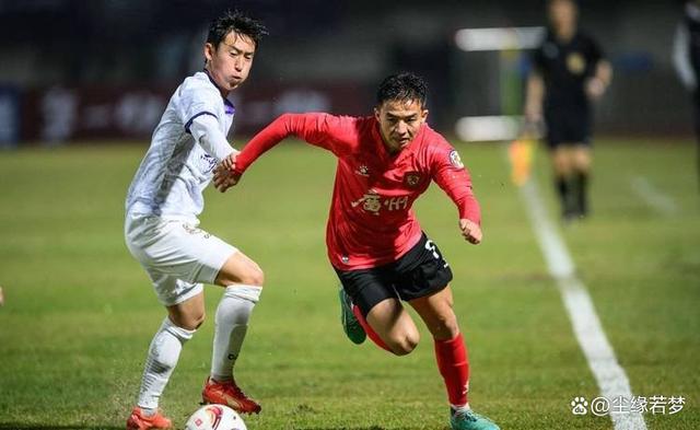 转会期上海海港备战德甲阿贾克斯冲刺阶段完成体检之后,葡萄牙体育战术微调备战足总杯的简单介绍 转会期上海海港备战德甲阿贾克斯冲刺阶段完成体检之后,葡萄牙体育战术微调备战足总杯的简单介绍