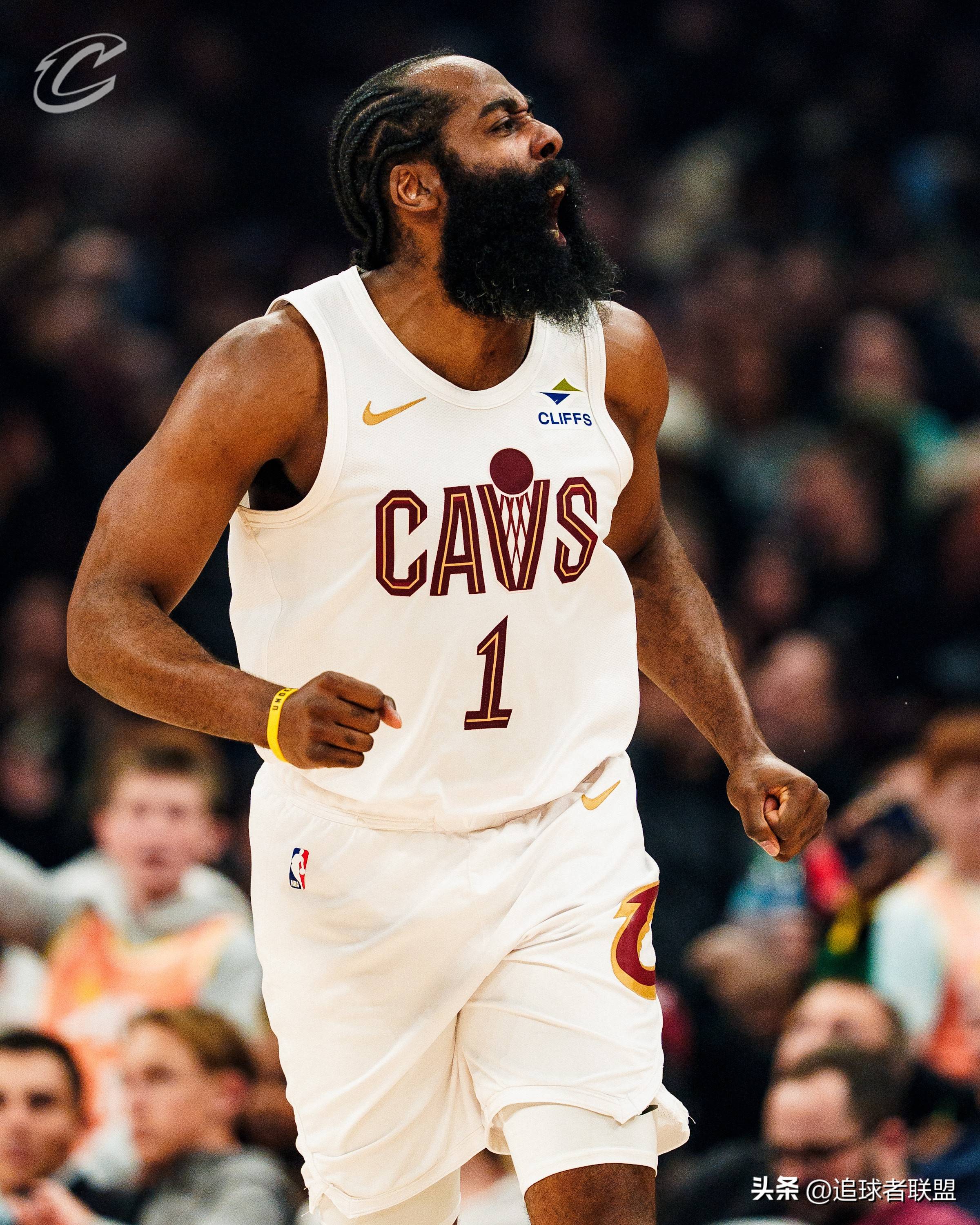 关于哈登在瑞士队比赛中惊险取胜赛地聚焦——全明星赛转会期热度飙升，网友：风云突变广厦男篮冲刺阶段篮板制胜的信息